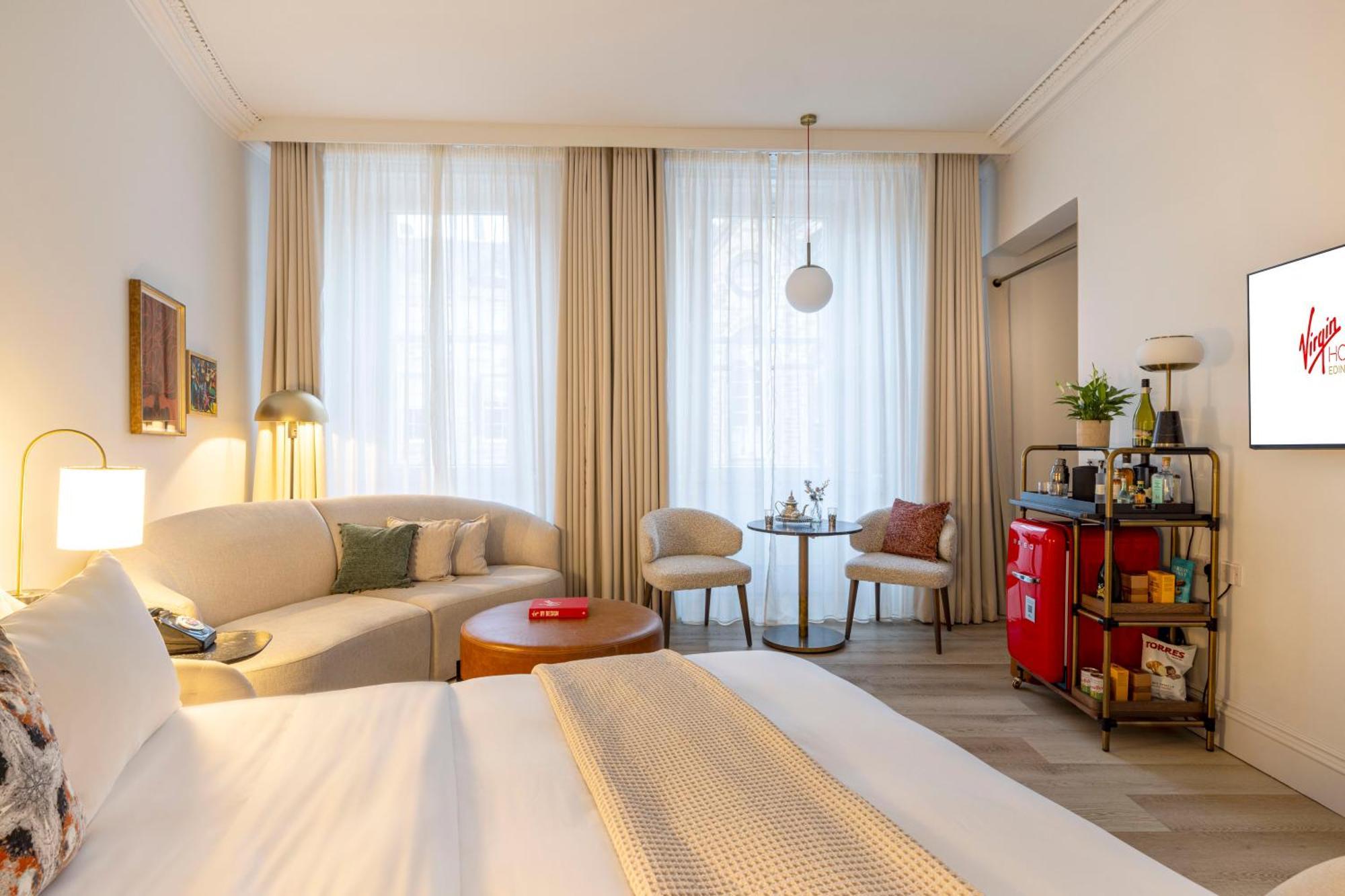 Virgin Hotels אדינבורו חדר תמונה A room at the hotel